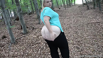 Beautiful Fat Women Enjoy Oral And Anal Sex In The Woods