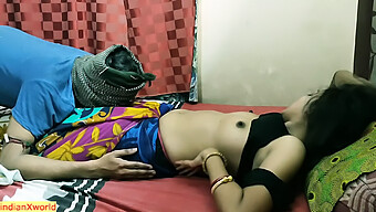 Teen (18+) Indian Girl Gets Creampied By Husband