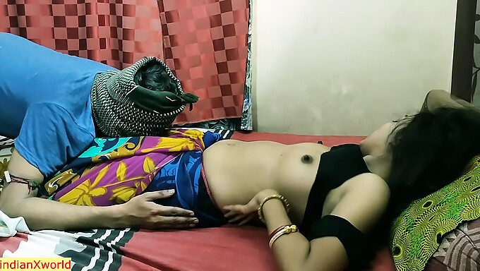 Bhabhi India Mendapatkan Creampie Dalam Video Buatan Sendiri Ini