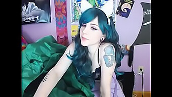 O Show Sensual De Webcam De Kitty Vai Fazer Você Ronronar