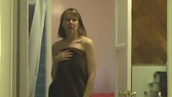 Masturbating In The Bathroom With My Stepmom - Hd Video