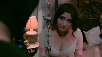 Indian Actress With Big Boobs Seduces Viewers