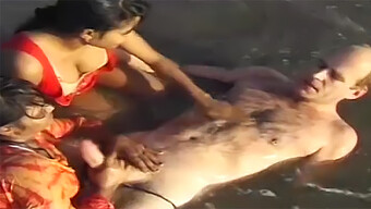 Big Indian Cock Gets Pounded By A Horny Indian Woman