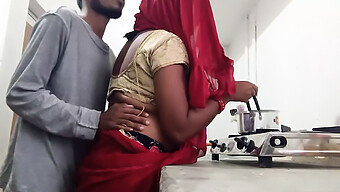 Sammy'S Kitchen: Blowjob And Doggy Style With An Indian Milf