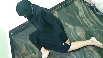 Desi Teen Seduces Big Cock In Hijab