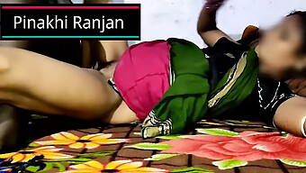 Remaja India Bhabhi Menghisap Dan Bersetubuh Di Webcam