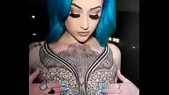 Il Tatuaggio Più Elaborato Su Una Donna