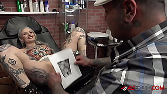 River Dawn Ink Fa Un Pompino A Un Grosso Cazzo Dopo Il Suo Tatuaggio